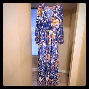 NWT long sleeved dress